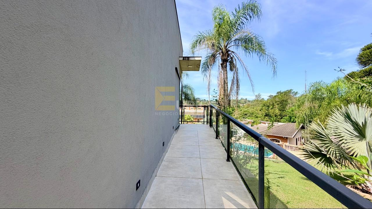 Casa em condomínio à venda no Condomínio Chácaras do Lago em Vinhedo/SP: 