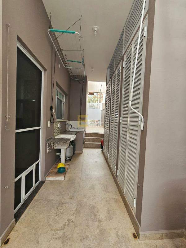 Casa em condomínio à venda no Condomínio Grape Village em Vinhedo/SP: 