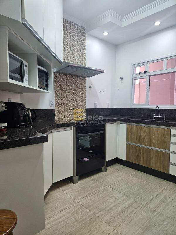 Casa em condomínio à venda no Condomínio Grape Village em Vinhedo/SP: 