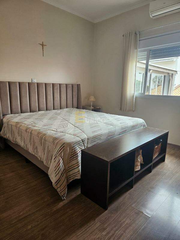 Casa em condomínio à venda no Condomínio Grape Village em Vinhedo/SP: 