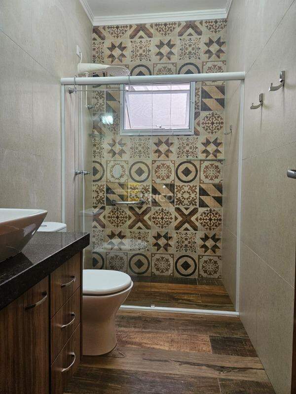 Casa em condomínio à venda no Condomínio Grape Village em Vinhedo/SP: 