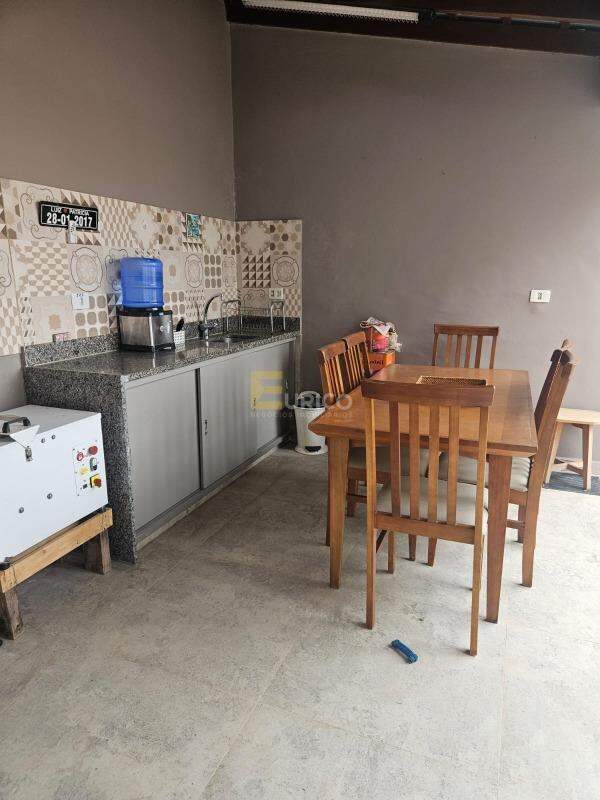 Casa em condomínio à venda no Condomínio Grape Village em Vinhedo/SP: 