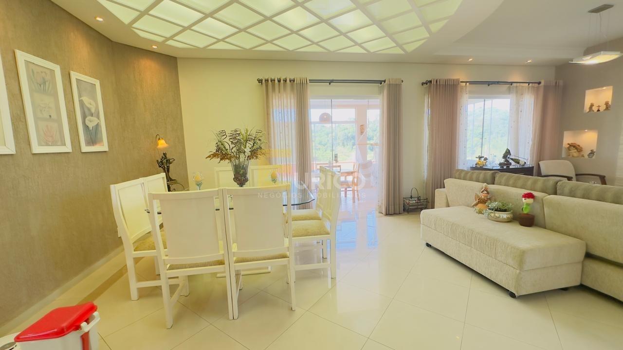 Casa em condomínio à venda no Condomínio Residencial Terras do Caribe em Valinhos/SP: 