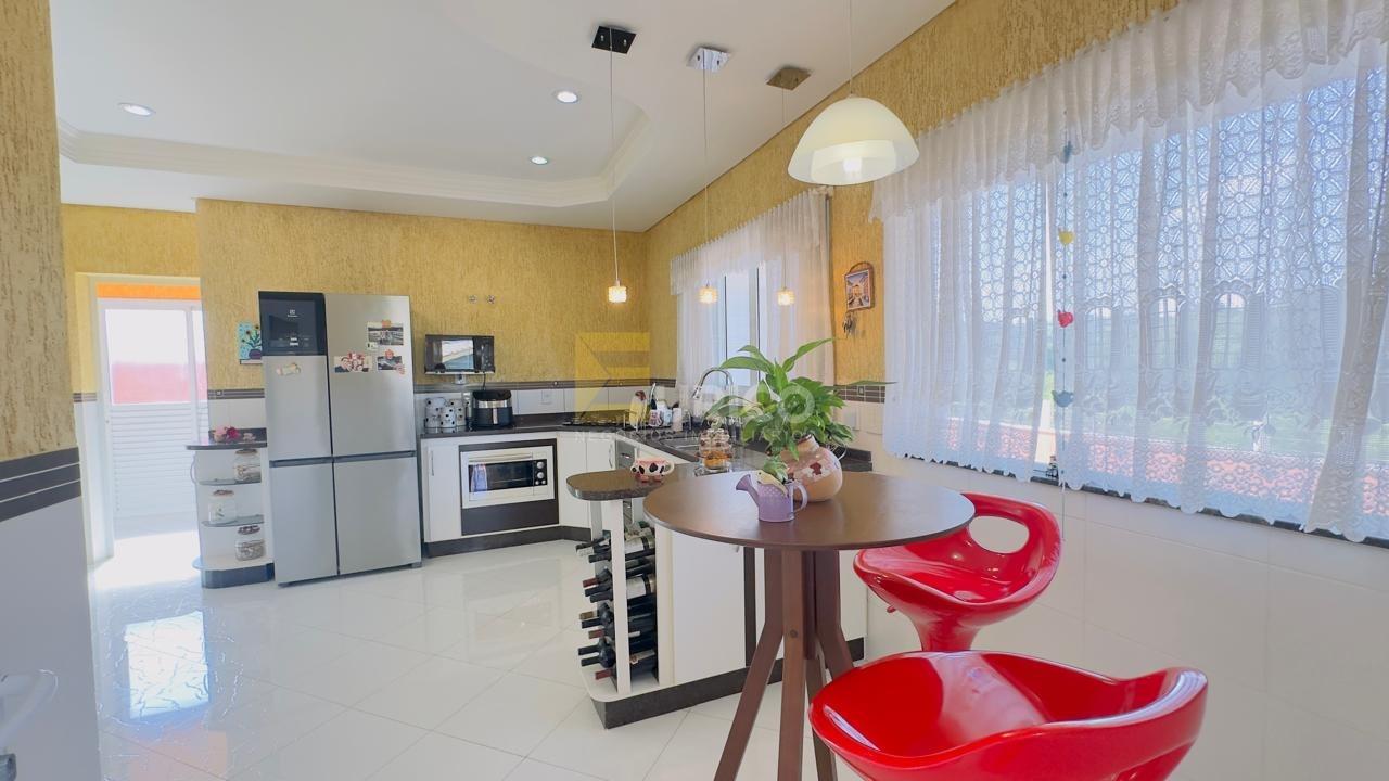 Casa em condomínio à venda no Condomínio Residencial Terras do Caribe em Valinhos/SP: 