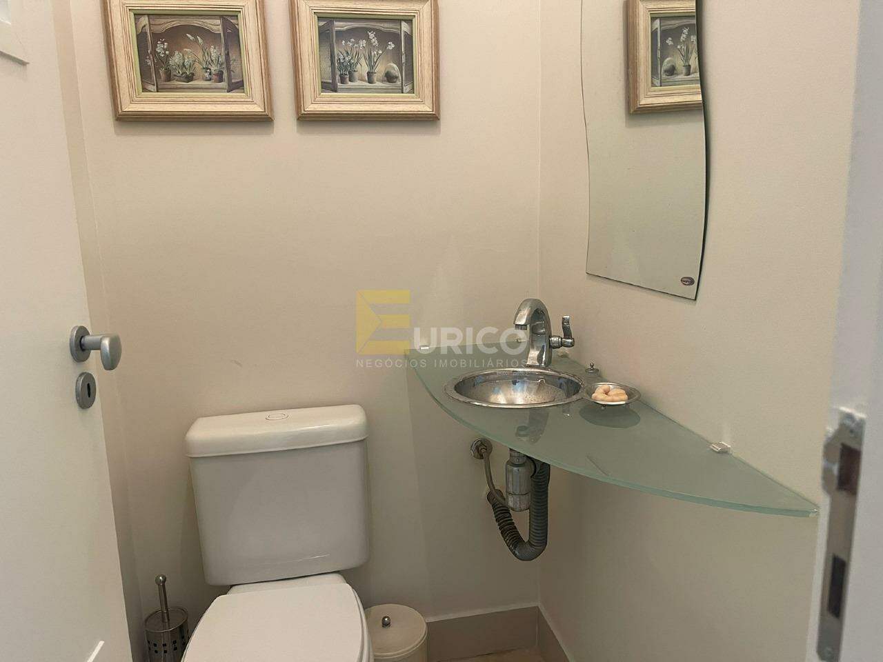 Casa em condomínio à venda no Condomínio Reserva Colonial em Valinhos/SP: 
