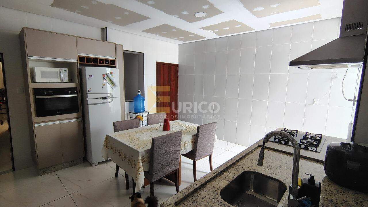 Casa à venda no Vila Vianelo em Jundiaí/SP: