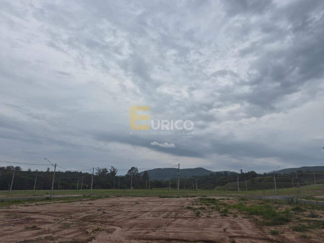 Terreno à venda no Portal dos Pássaros em Jundiaí/SP: 