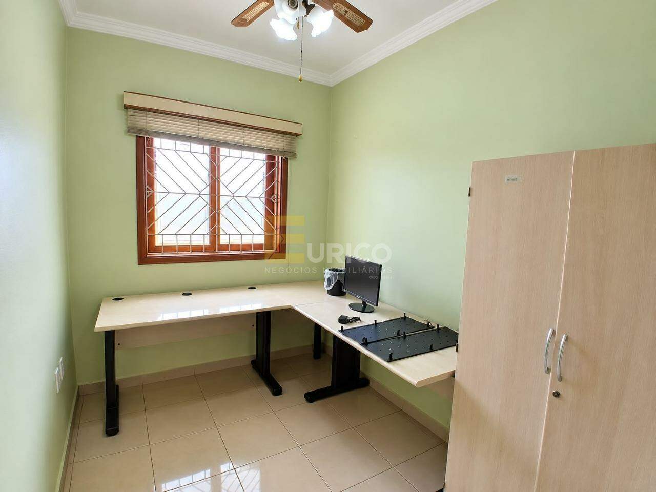 Casa à venda no JARDIM DAS VITÓRIAS RÉGIAS em Valinhos/SP: 