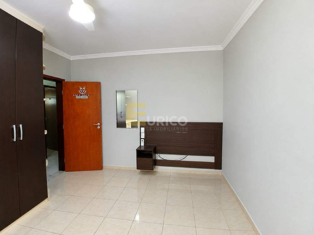 Casa à venda no JARDIM DAS VITÓRIAS RÉGIAS em Valinhos/SP: 
