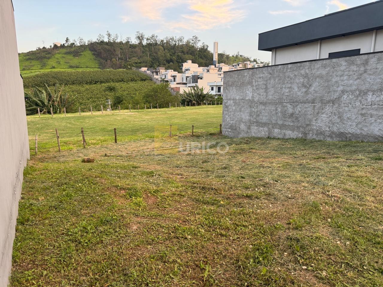 Terreno em Condomínio à venda no Condomínio Residencial Mont’Alcino em Valinhos/SP: