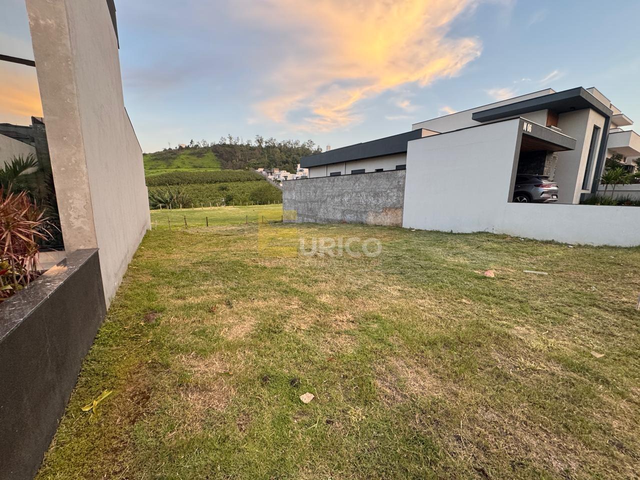 Terreno em Condomínio à venda no Condomínio Residencial Mont’Alcino em Valinhos/SP: