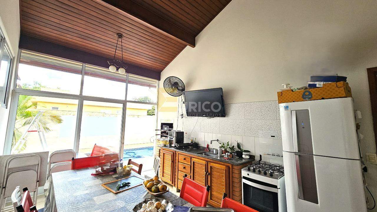 Casa em condomínio para aluguel no Condomínio Recanto dos Paturis em Vinhedo/SP: 