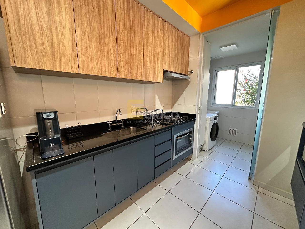Apartamento para aluguel no Condomínio Residencial Vila Canela em Vinhedo/SP: Cozinha equipada 