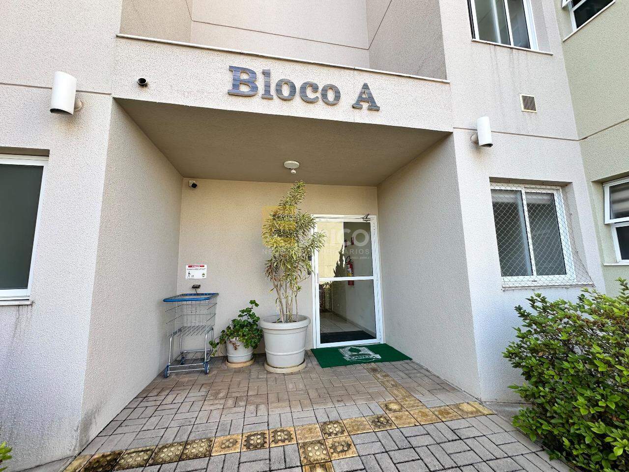 Apartamento para aluguel no Condomínio Residencial Vila Canela em Vinhedo/SP: Entrada do Bloco A