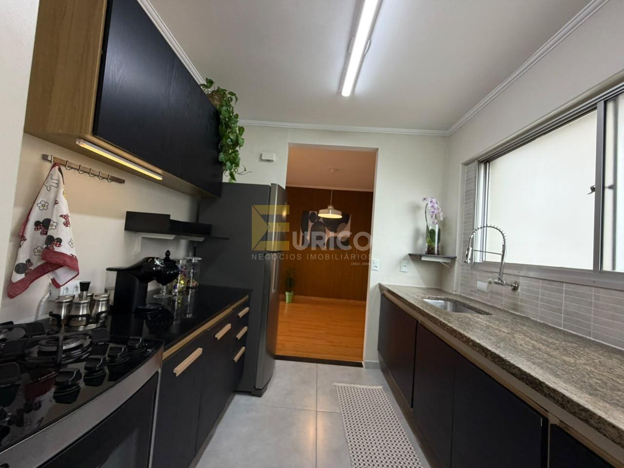 Apartamento à venda no Condomínio Edifício Veneza em Valinhos/SP: