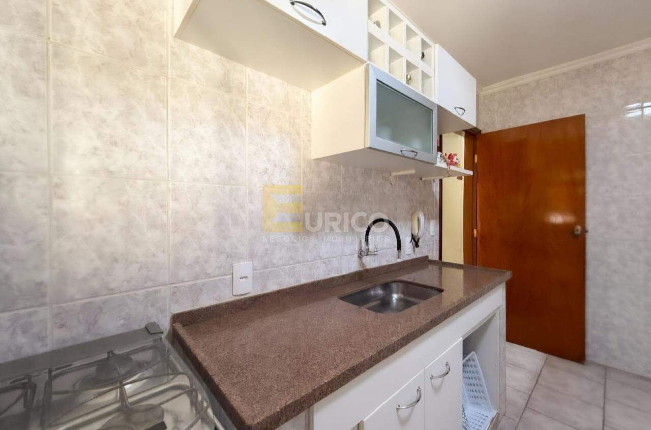 Casa à venda no PARQUE DAS COLINAS em Valinhos/SP: 