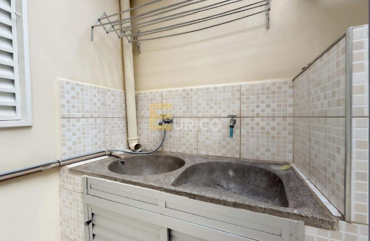 Casa à venda no PARQUE DAS COLINAS em Valinhos/SP: 