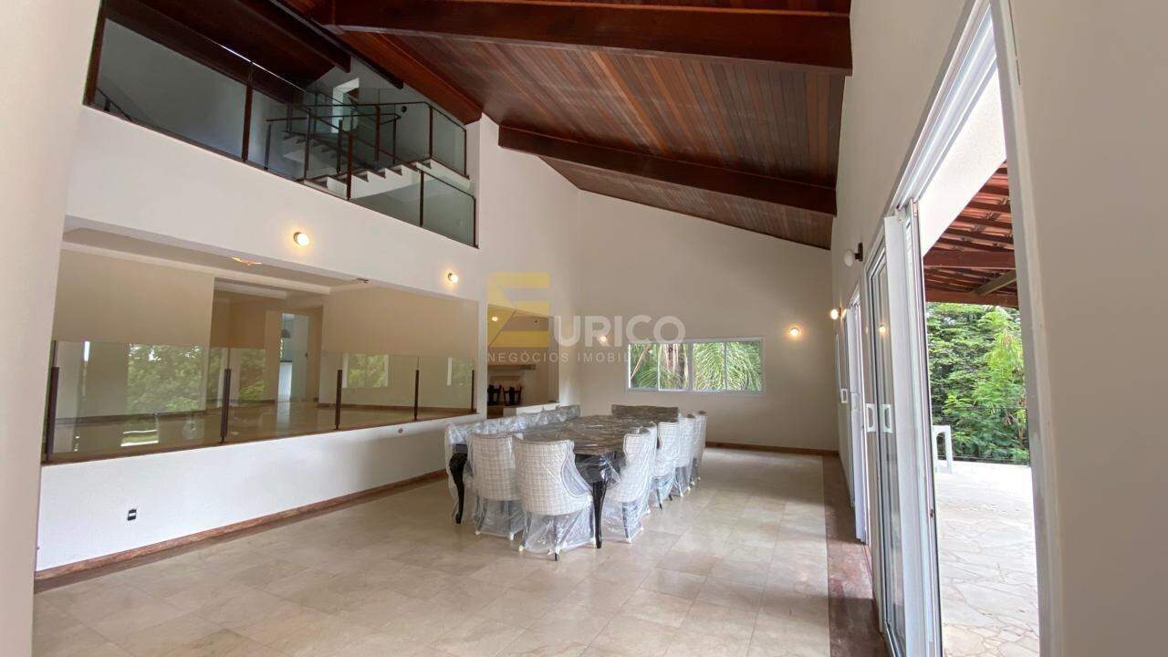 Casa em condomínio à venda no Condomínio Estância Marambaia em Vinhedo/SP: sala de jantar