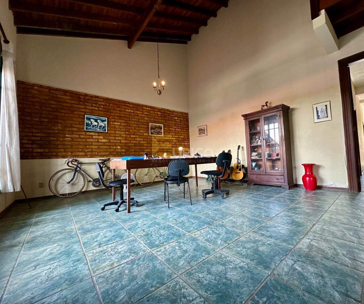 Casa à venda no Jardim Panorama em Vinhedo/SP: