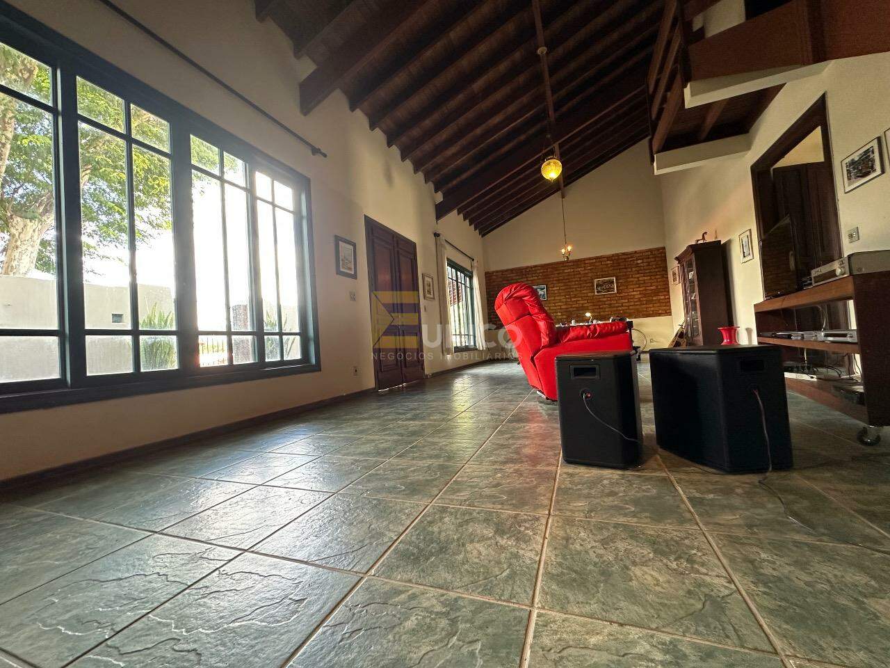 Casa à venda no Jardim Panorama em Vinhedo/SP: