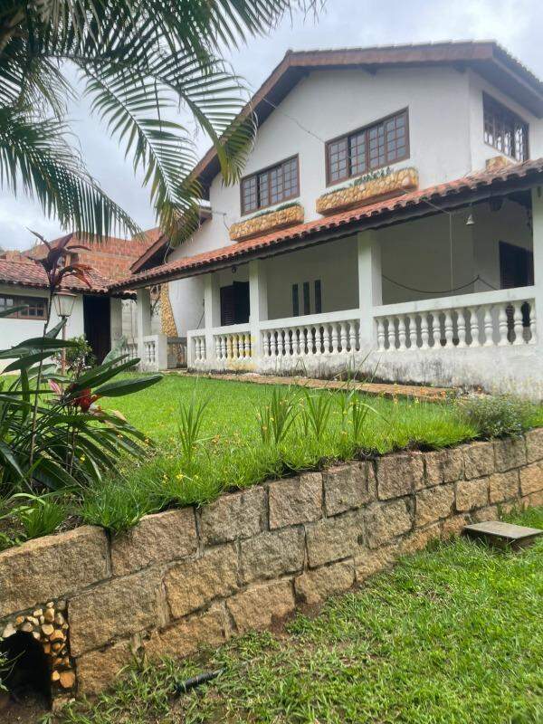 Casa em condomínio à venda no Condomínio Chácaras do Lago em Vinhedo/SP: 