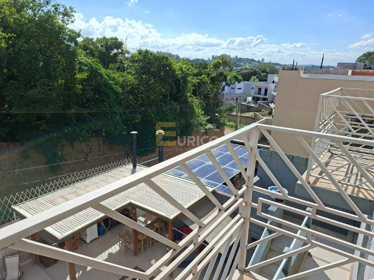Casa em condomínio à venda no Condomínio Portal do Bosque em Louveira/SP: 