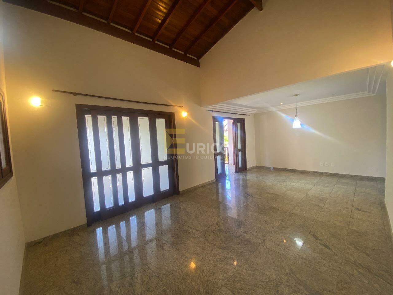 Casa em condomínio à venda no Condomínio Villaggio Capríccio em Louveira/SP: 