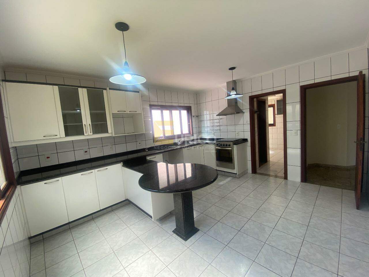 Casa em condomínio à venda no Condomínio Villaggio Capríccio em Louveira/SP: 