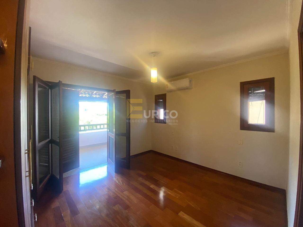 Casa em condomínio à venda no Condomínio Villaggio Capríccio em Louveira/SP: 