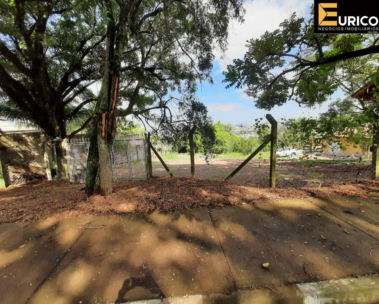 Terreno à venda no Pinheirinho em Vinhedo/SP: Foto 02