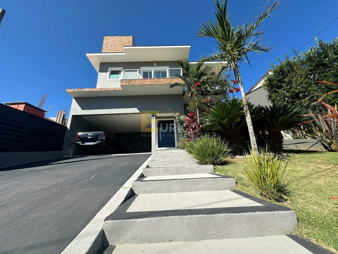 Casa em condomínio à venda no Condomínio Recanto dos Paturis em Vinhedo/SP: 