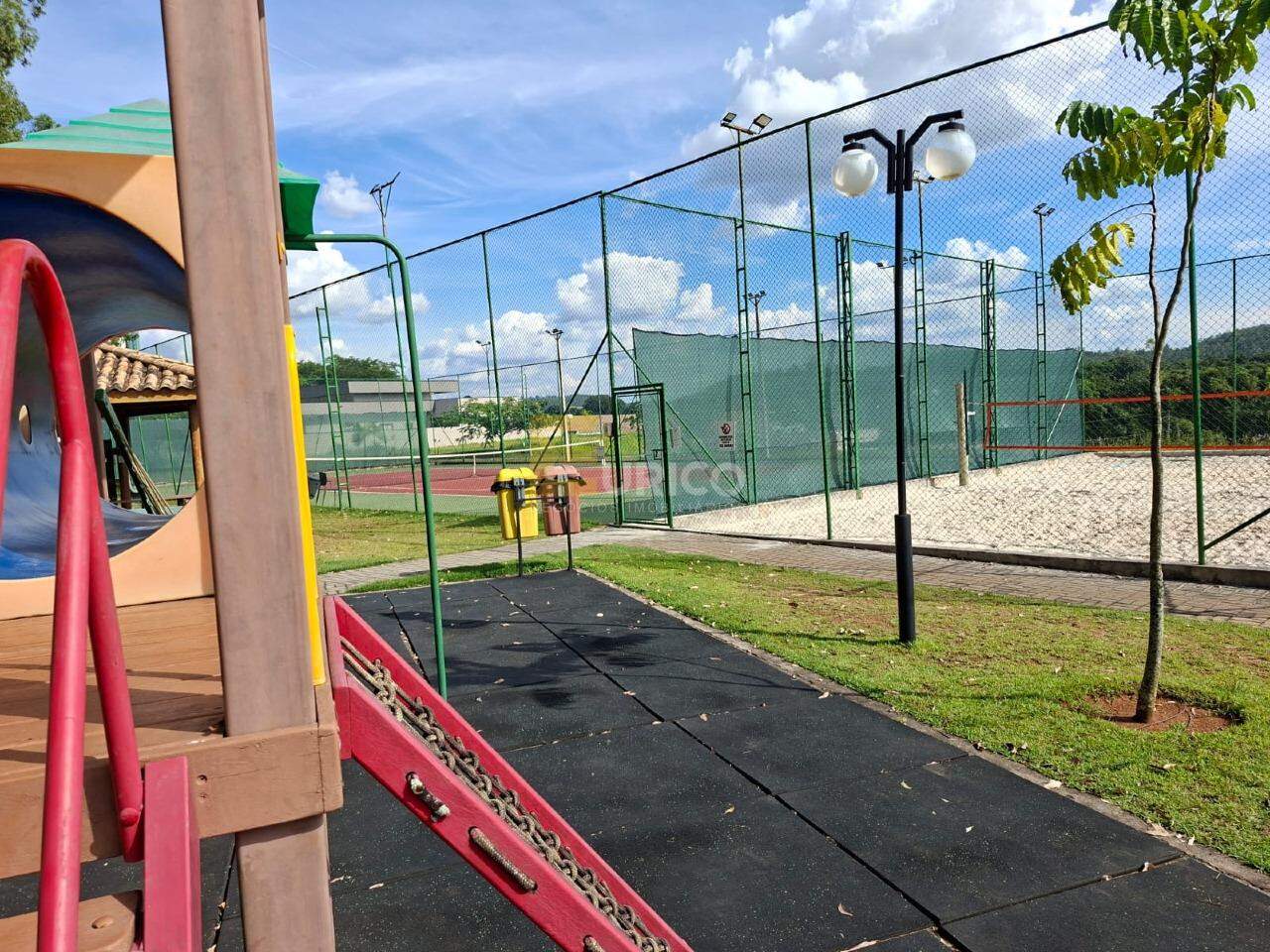 Terreno em Condomínio à venda no Condomínio Terras de Santa Teresa em Itupeva/SP: 
