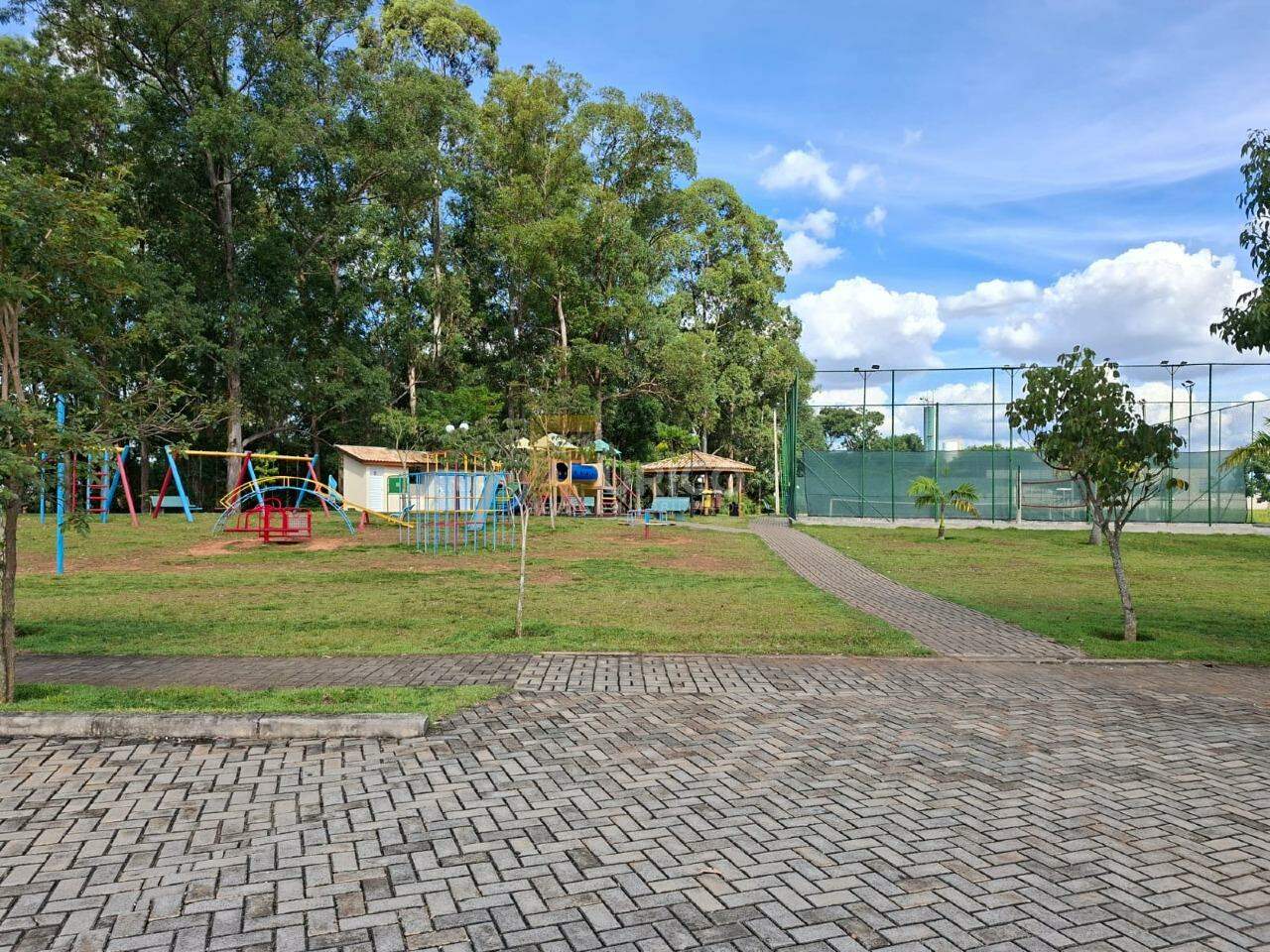 Terreno em Condomínio à venda no Condomínio Terras de Santa Teresa em Itupeva/SP: 