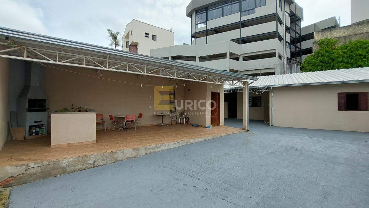 Casa à venda no Centro em Vinhedo/SP: 