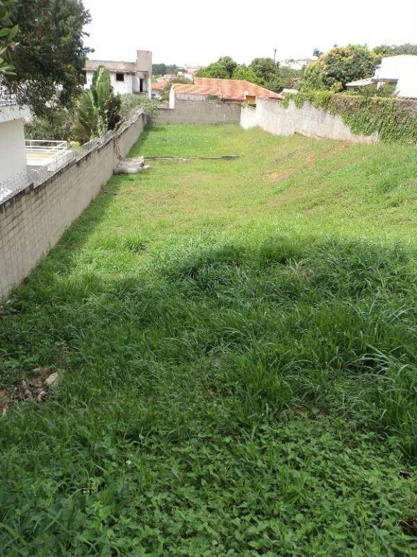 Terreno à venda no Bosque em Vinhedo/SP: 