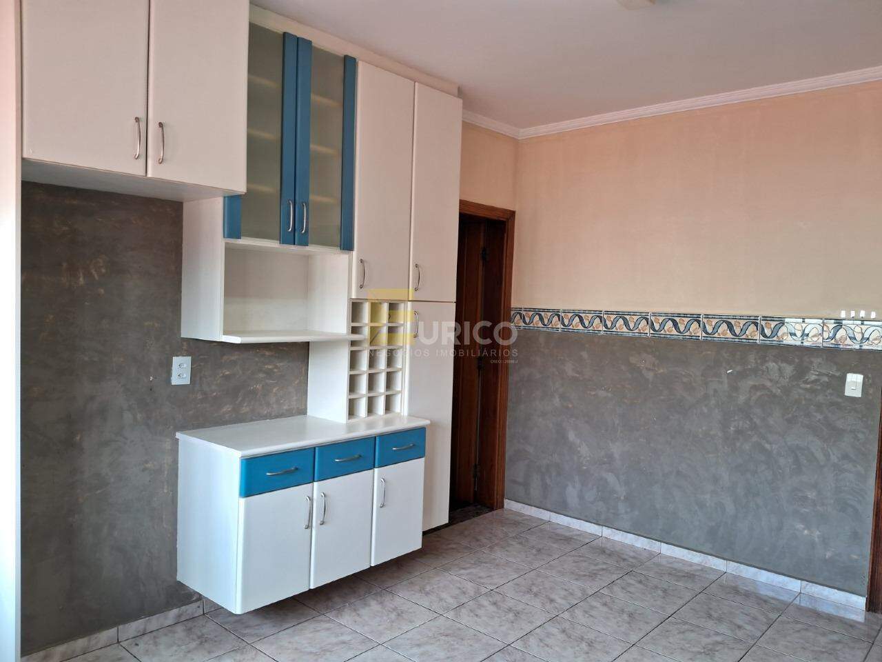 Casa à venda no Centro em Vinhedo/SP: 