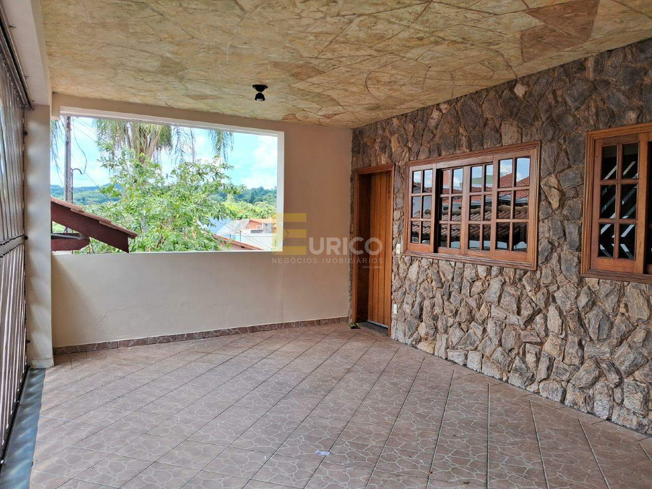 Casa à venda no Centro em Vinhedo/SP: 