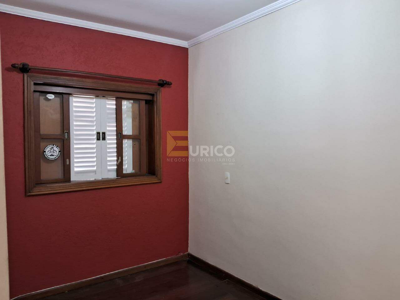 Casa à venda no Centro em Vinhedo/SP: 