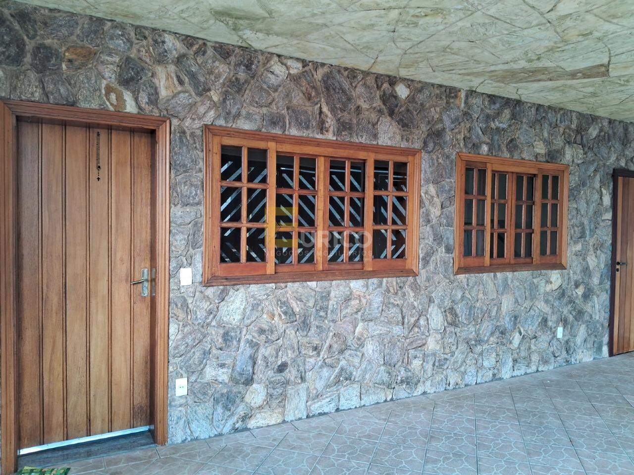 Casa à venda no Centro em Vinhedo/SP: 