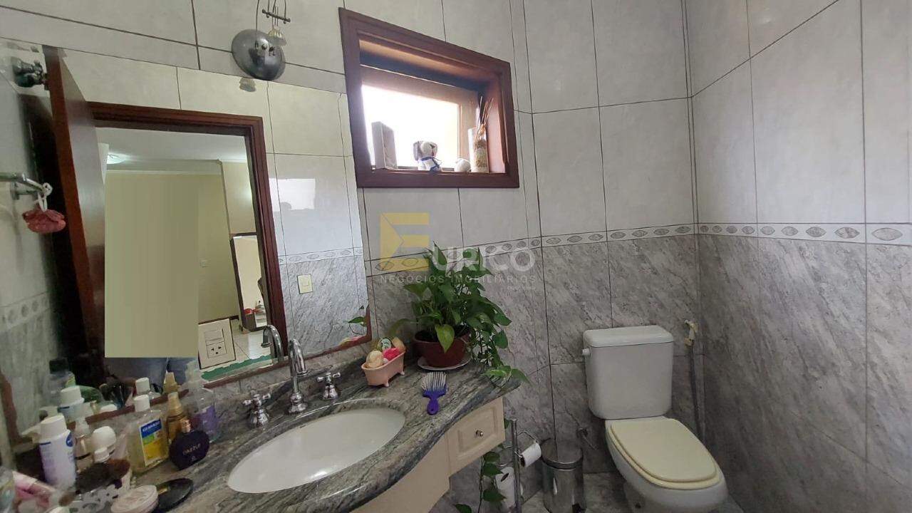 Casa em condomínio à venda no Condomínio Villaggio Capríccio em Louveira/SP: 