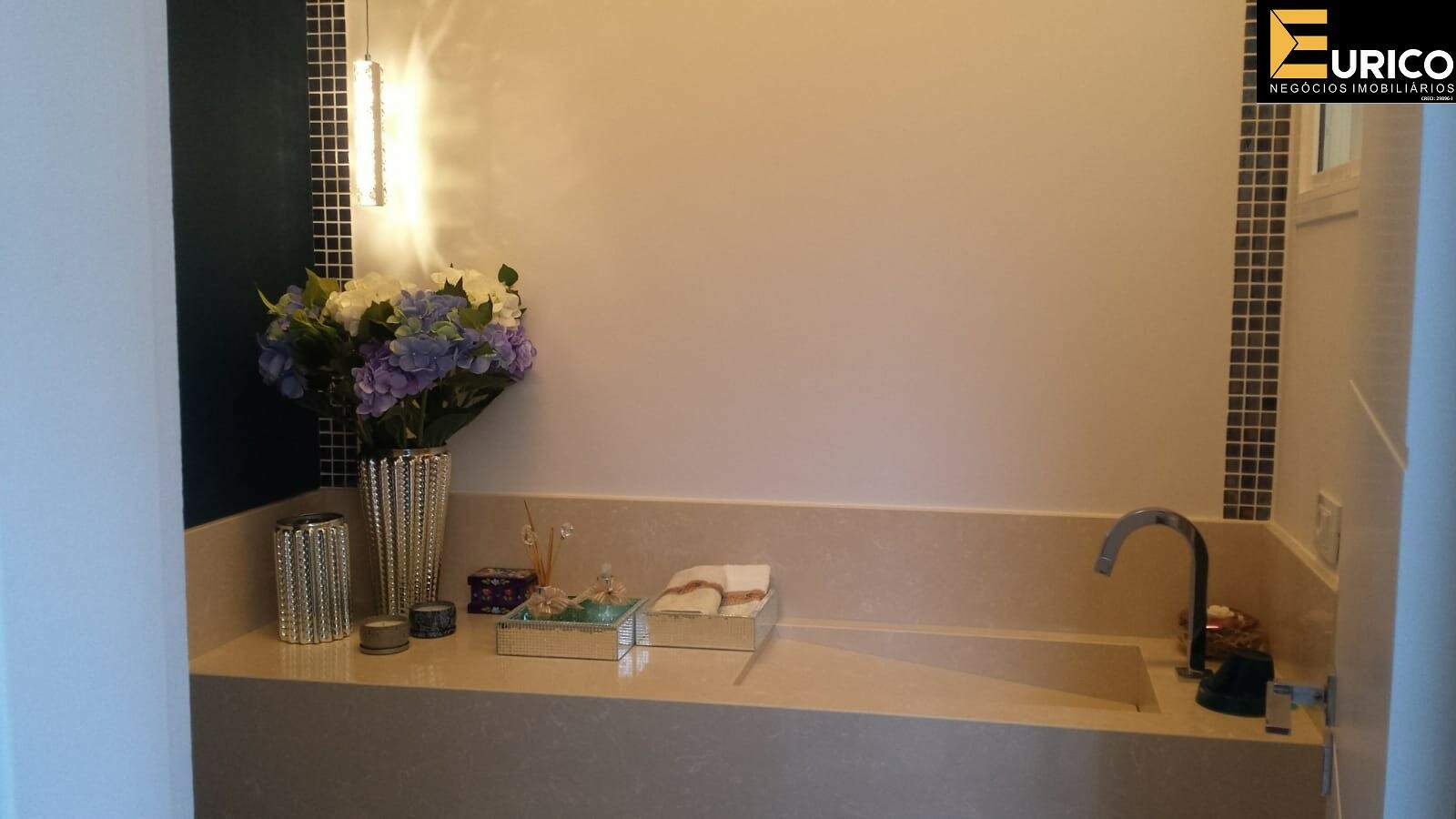 Casa à venda no Condomínio Recanto dos Paturis em Vinhedo/SP: Foto 01