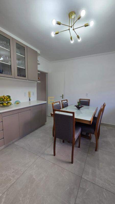 Apartamento à venda no Vila Planalto em Vinhedo/SP: