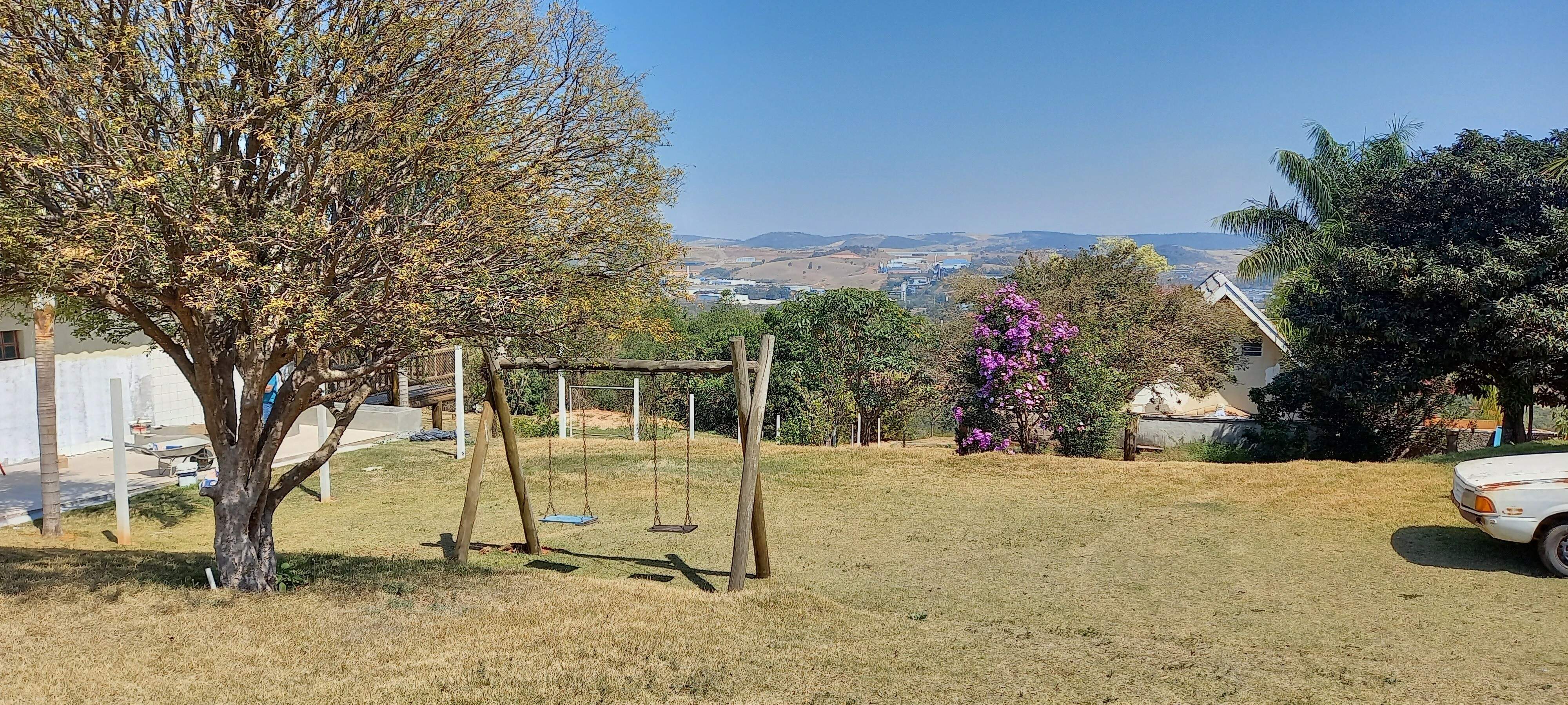 Terreno à venda no Pinheirinho em Vinhedo/SP: Foto 01