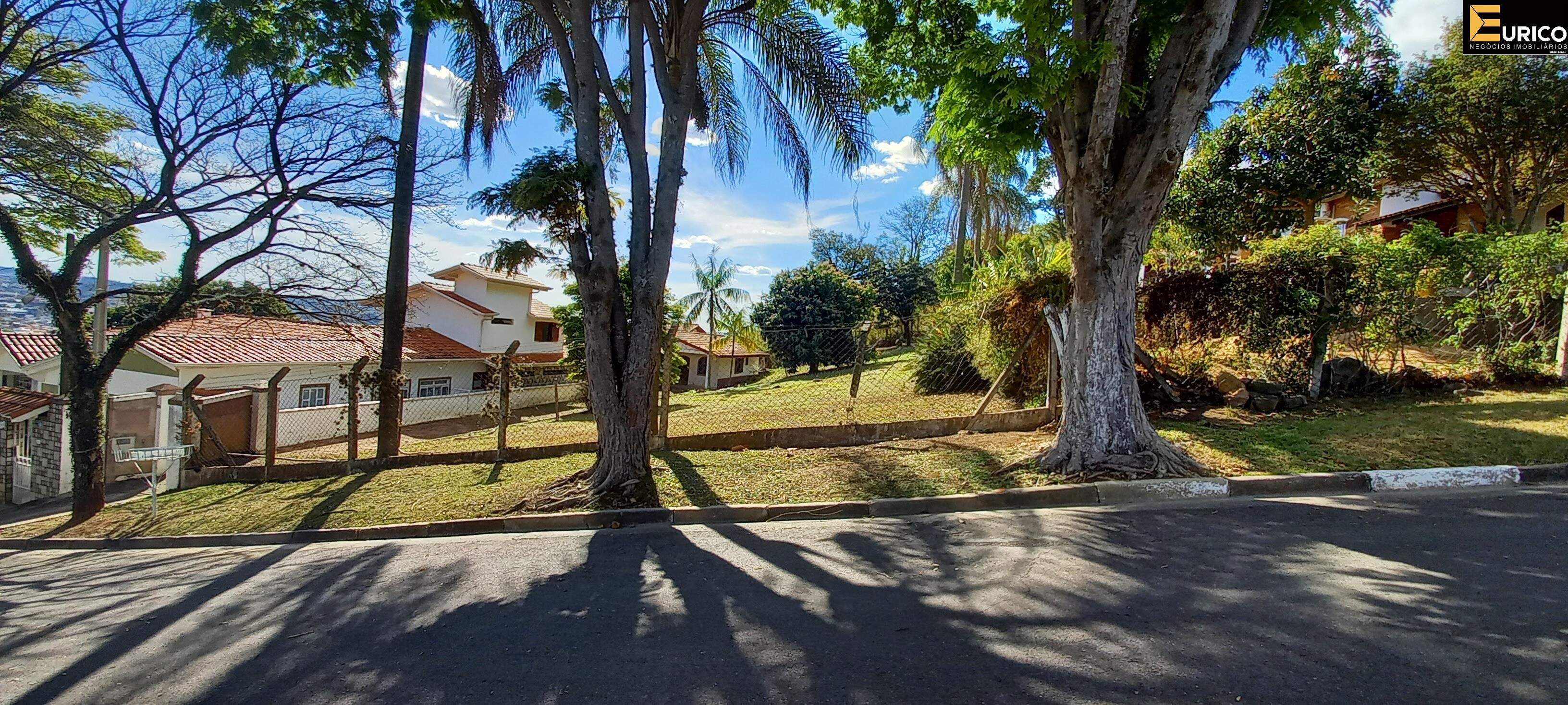 Terreno à venda no Bosque em Vinhedo/SP: Foto 01