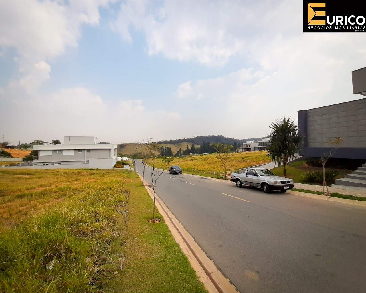 Terreno à venda no Condomínio Arboretum em Vinhedo/SP: Foto 01