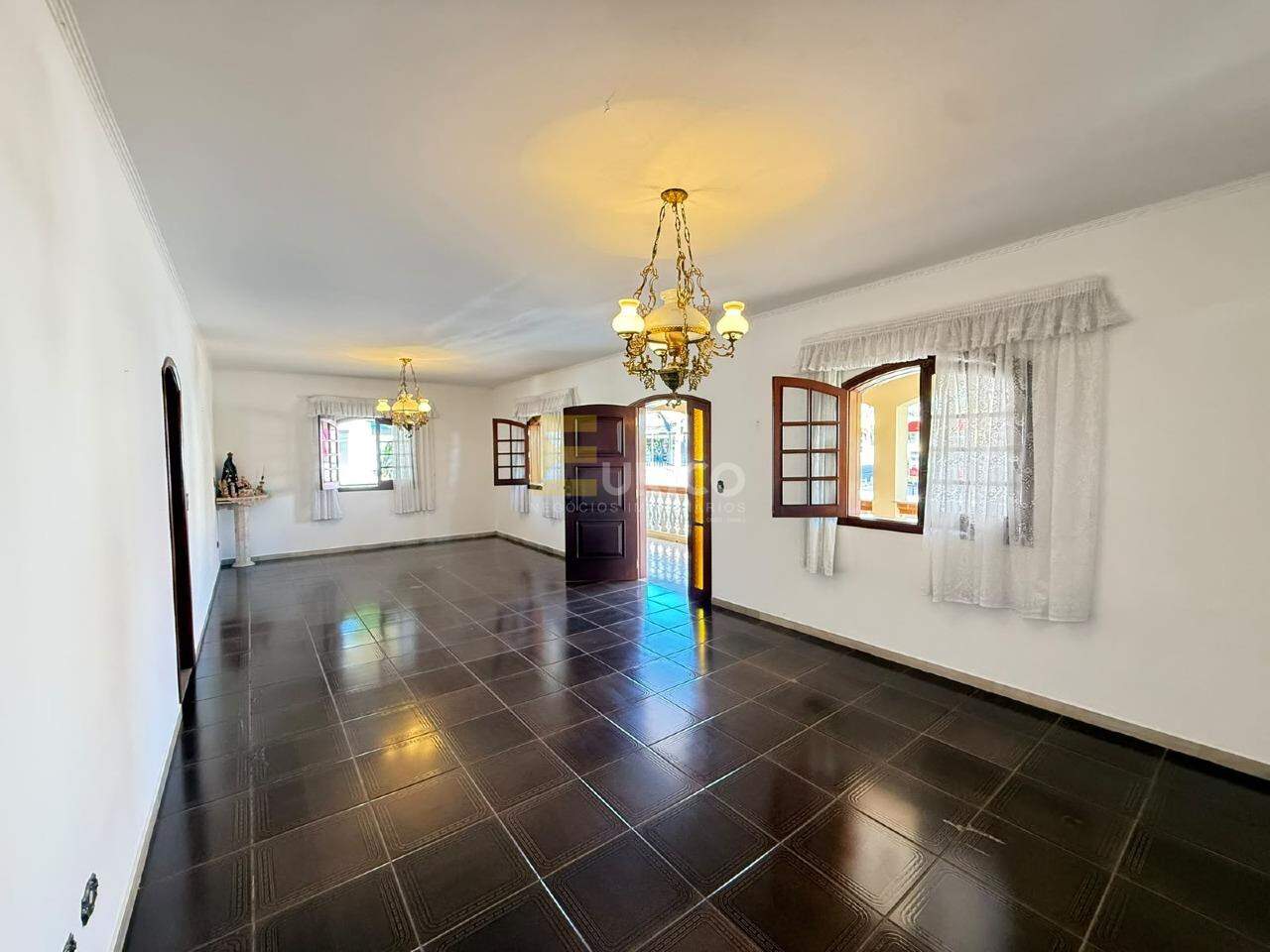 Casa à venda no Centro em Vinhedo/SP: Foto 18