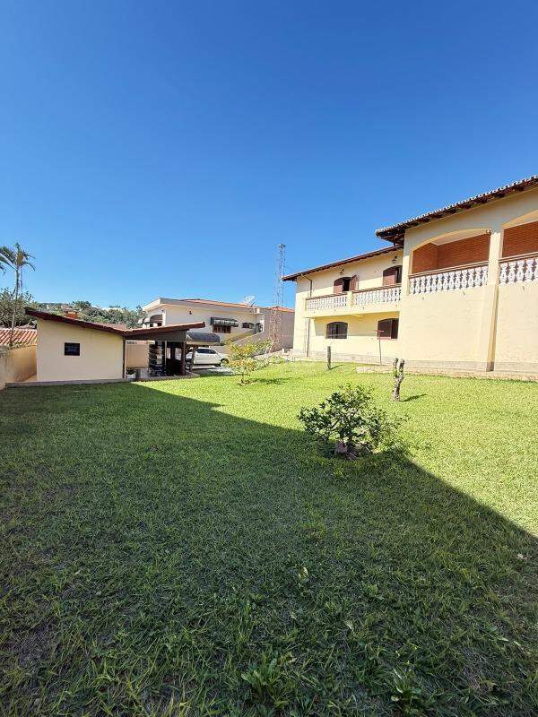 Casa à venda no Centro em Vinhedo/SP: Foto 51