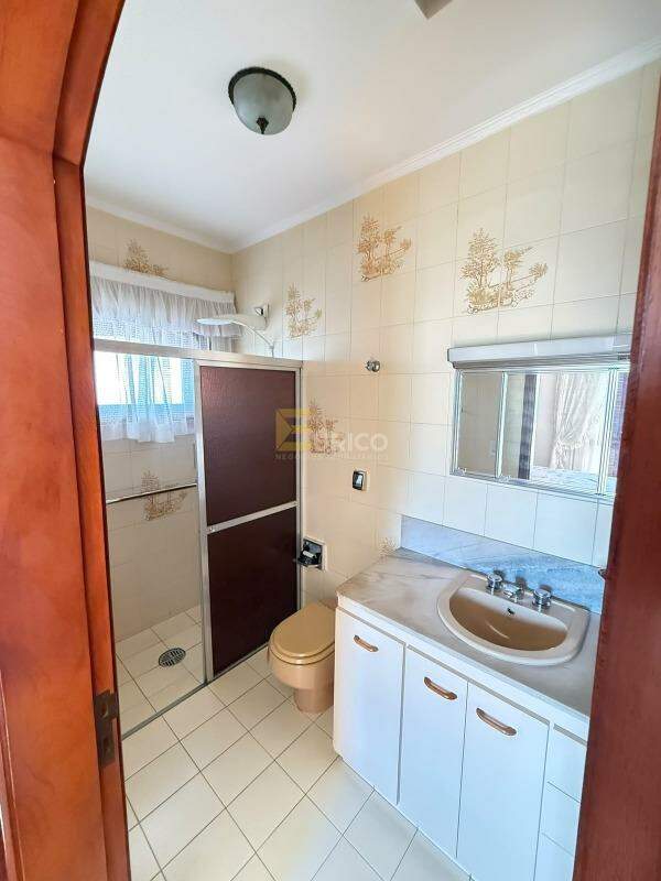 Casa à venda no Centro em Vinhedo/SP: Foto 26
