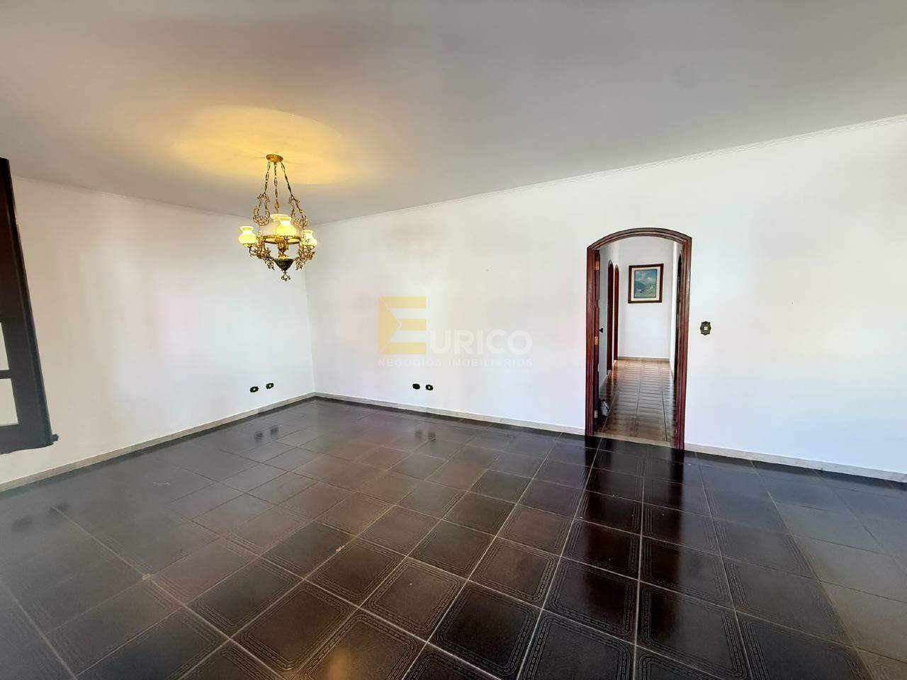 Casa à venda no Centro em Vinhedo/SP: Foto 15