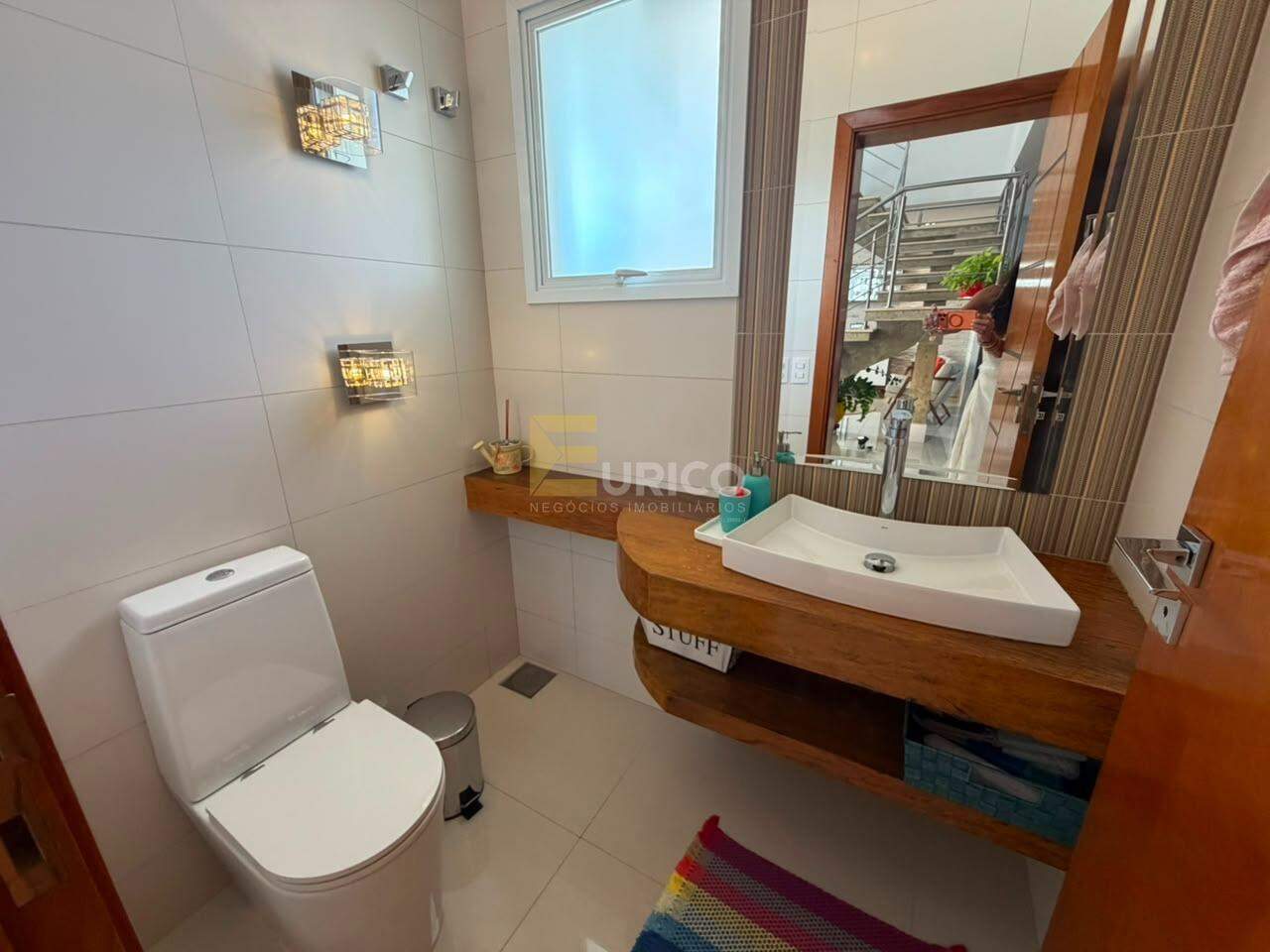 Casa em condomínio à venda no Condomínio Vila Hípica I em Vinhedo/SP: 